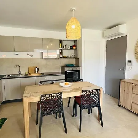 Lumio, 3 Pieces, 4 Personnes - Fr-1-63-358 * Lumio (Corsica)